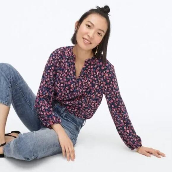 J Crew Women's V Neck Navy Blouse Pink Floral Print Peasant Bohemian Feminine M - Picture 1 of 8